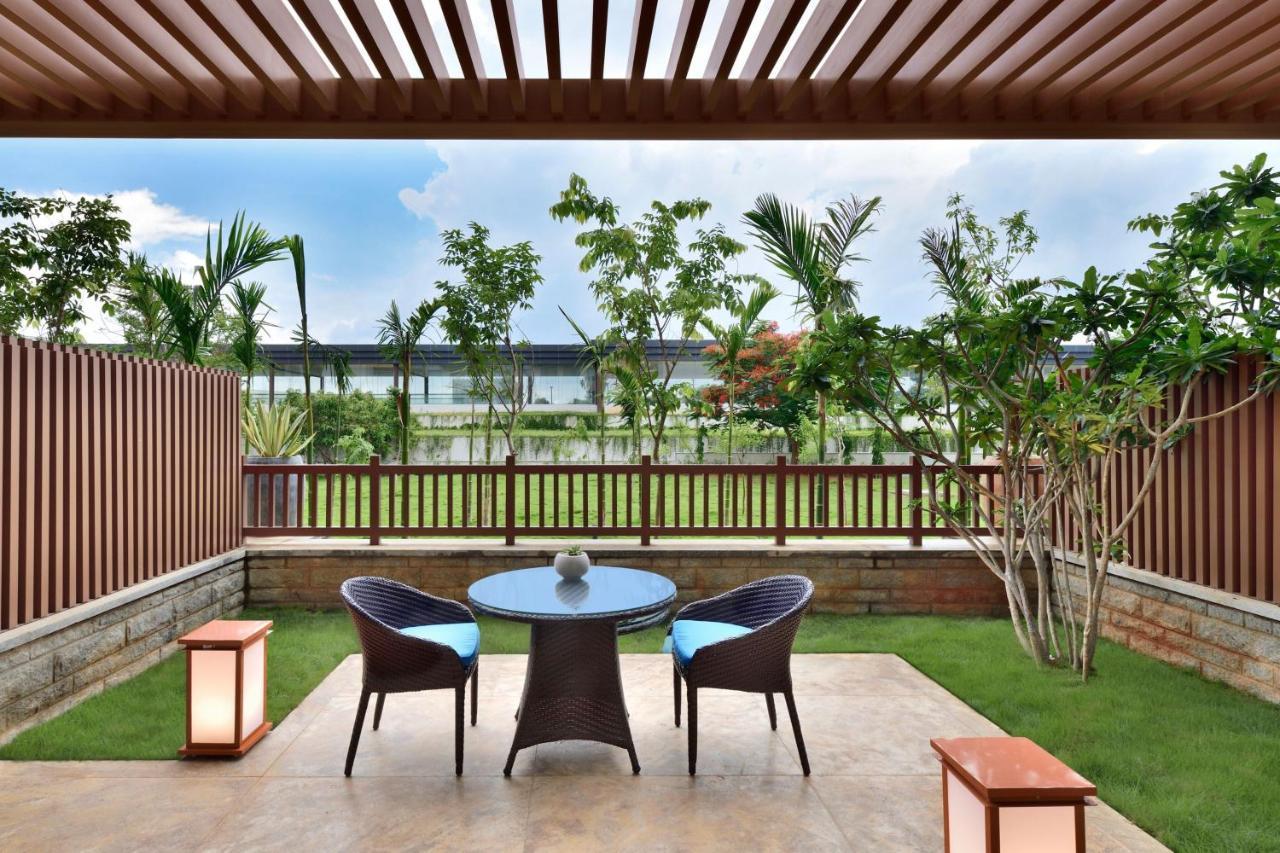 Jw Marriott Hotel Bengaluru Prestige Golfshire Resort & Spa Avati Extérieur photo