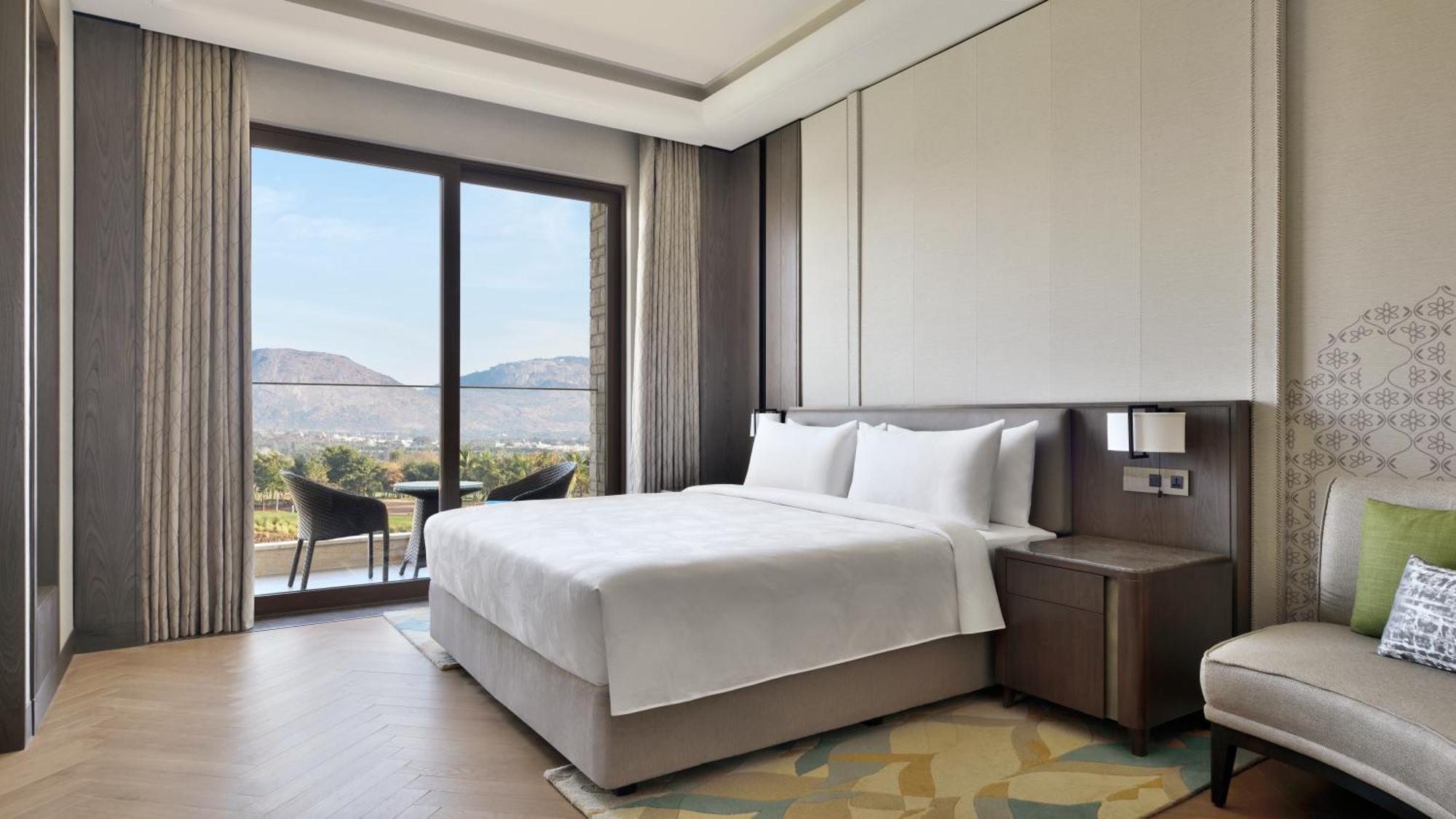 Jw Marriott Hotel Bengaluru Prestige Golfshire Resort & Spa Avati Extérieur photo
