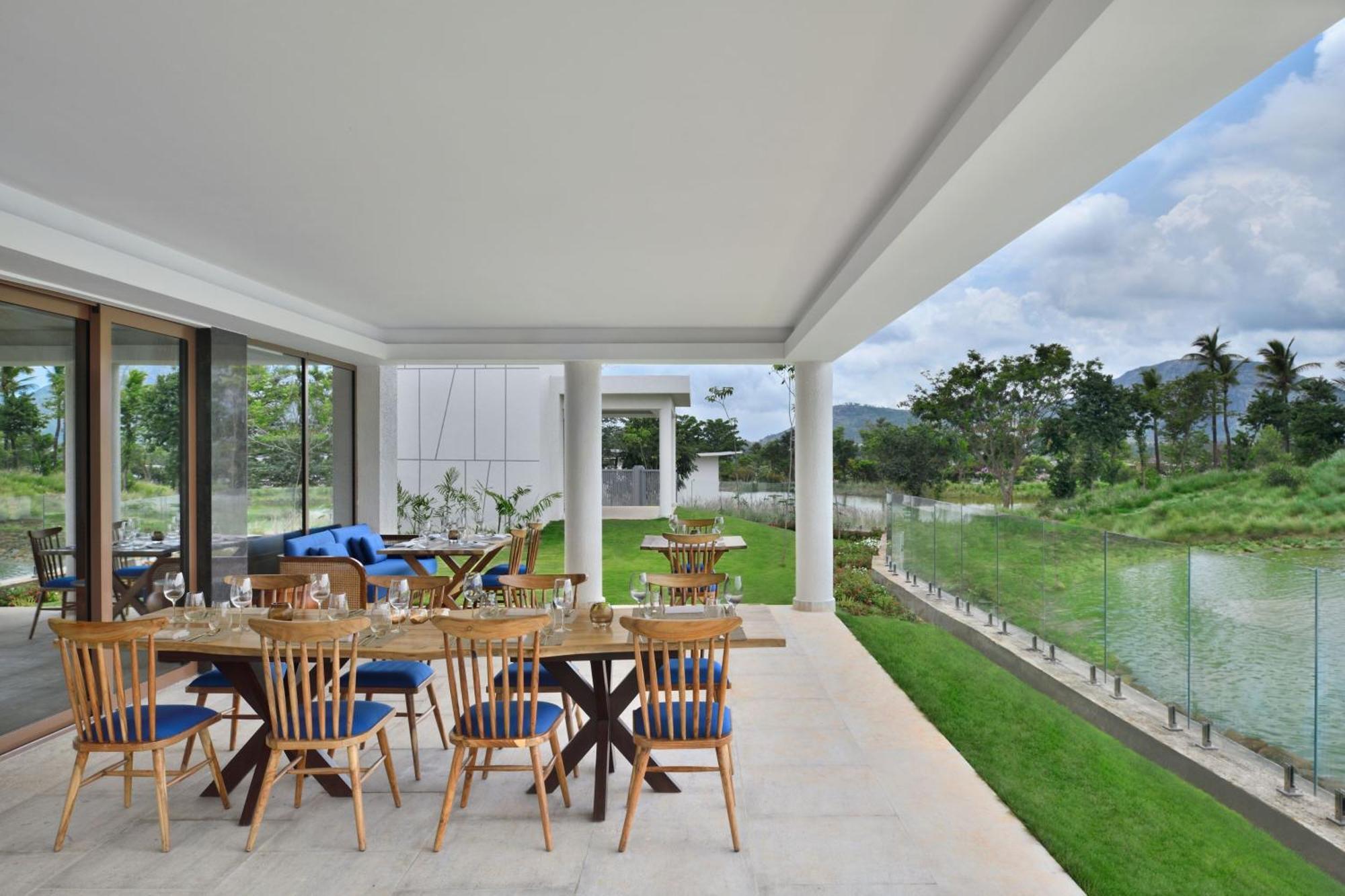 Jw Marriott Hotel Bengaluru Prestige Golfshire Resort & Spa Avati Extérieur photo