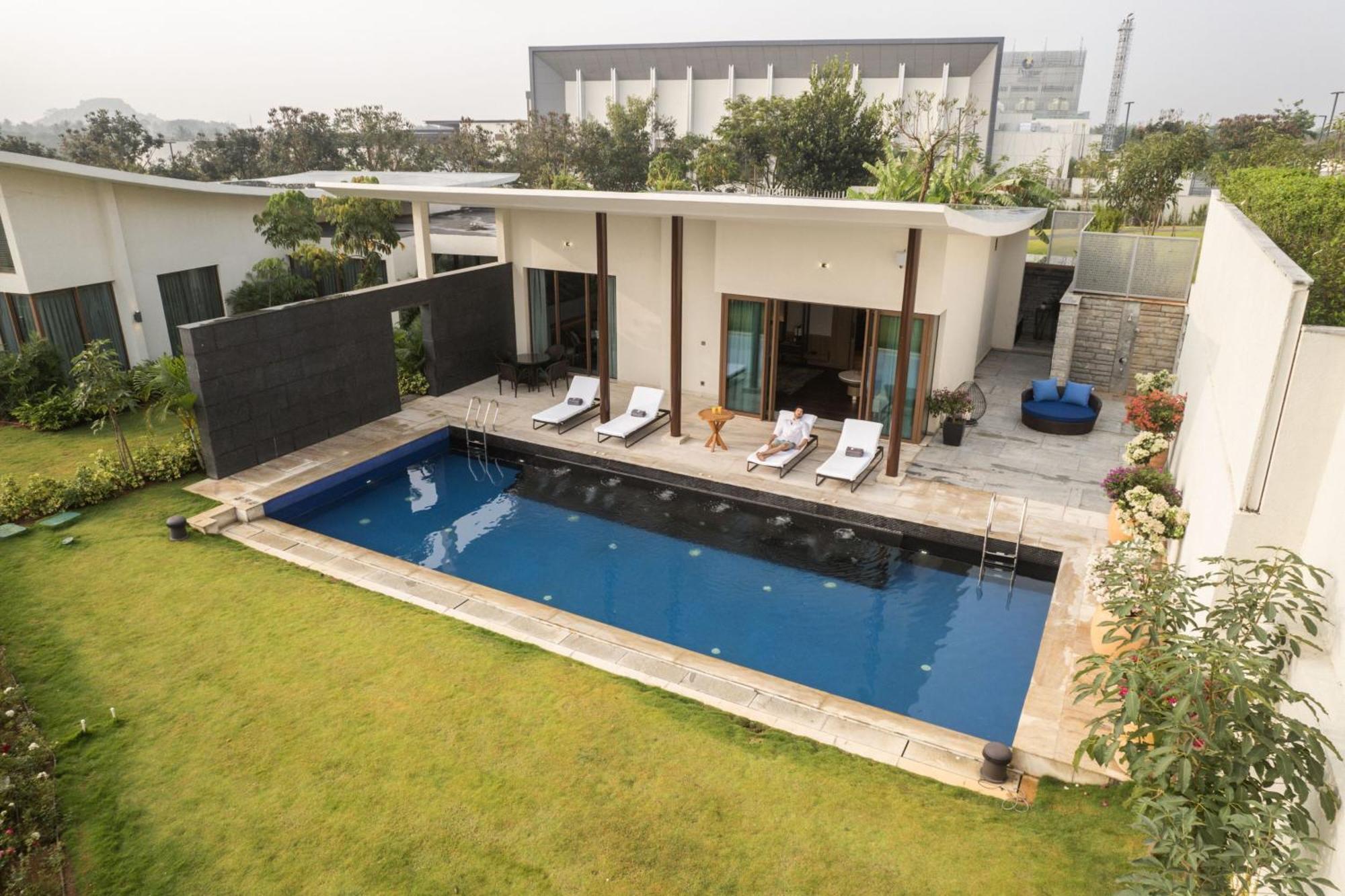 Jw Marriott Hotel Bengaluru Prestige Golfshire Resort & Spa Avati Extérieur photo
