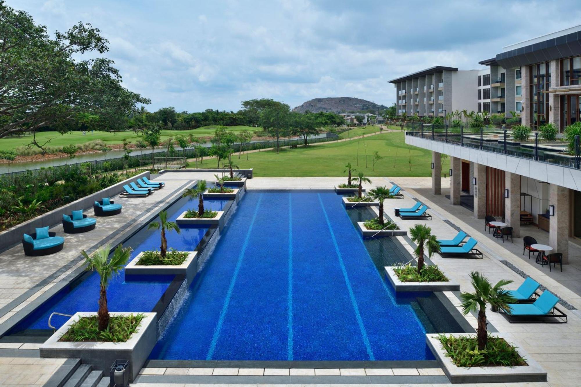 Jw Marriott Hotel Bengaluru Prestige Golfshire Resort & Spa Avati Extérieur photo