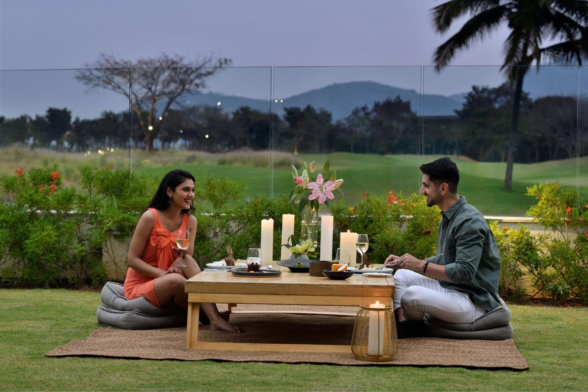 Jw Marriott Hotel Bengaluru Prestige Golfshire Resort & Spa Avati Extérieur photo