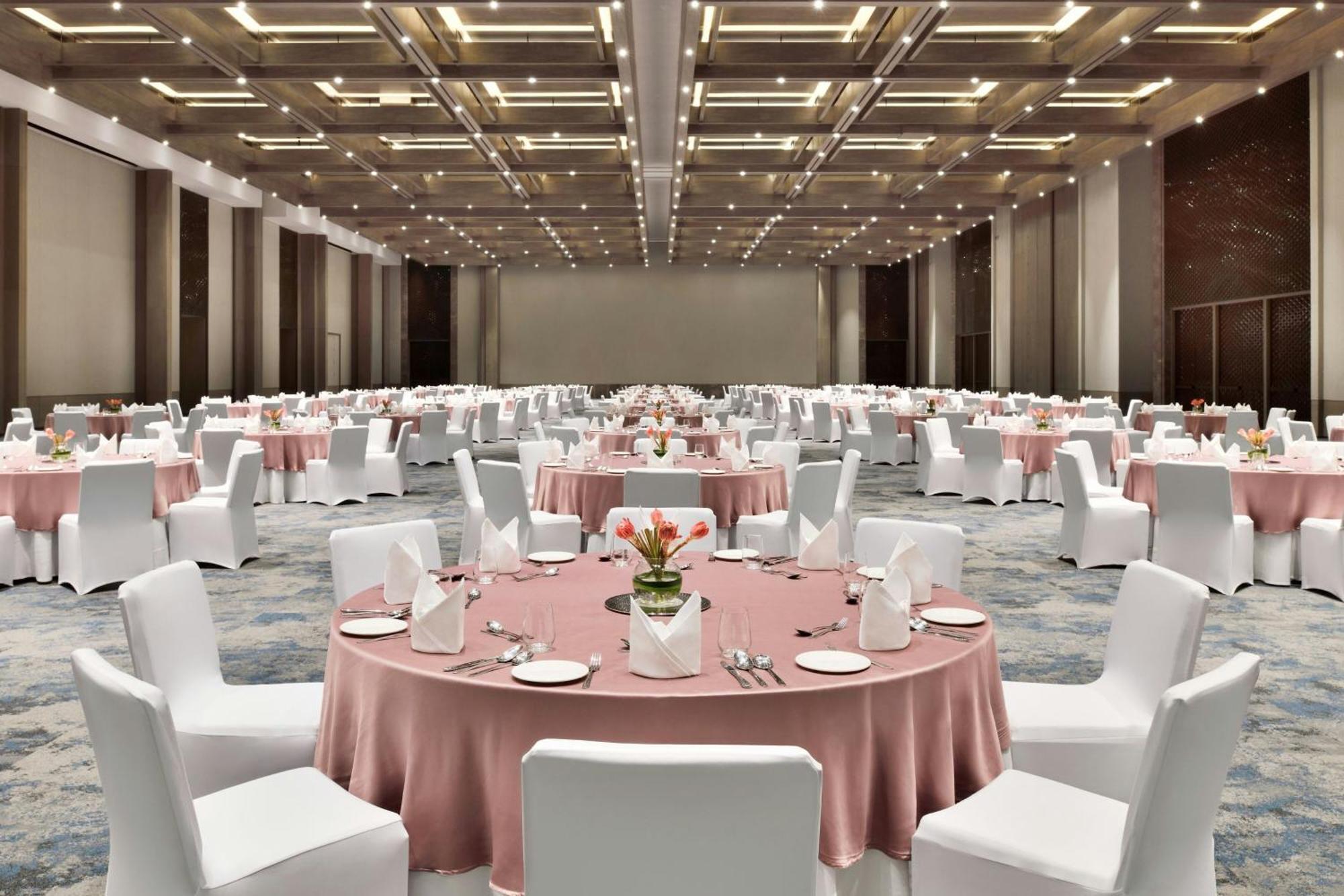 Jw Marriott Hotel Bengaluru Prestige Golfshire Resort & Spa Avati Extérieur photo