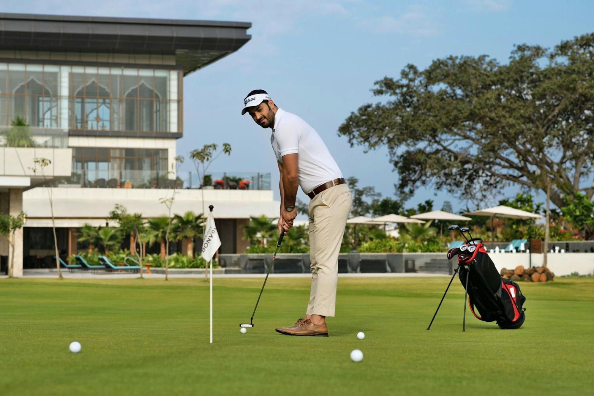 Jw Marriott Hotel Bengaluru Prestige Golfshire Resort & Spa Avati Extérieur photo