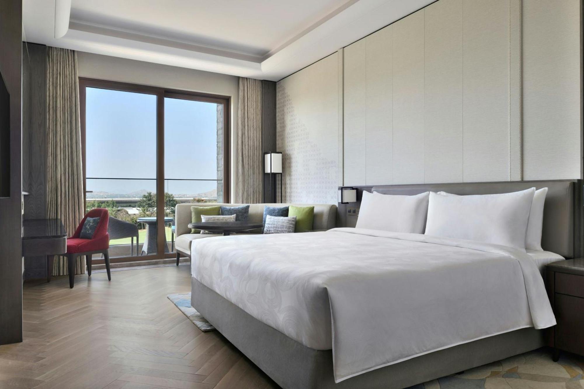 Jw Marriott Hotel Bengaluru Prestige Golfshire Resort & Spa Avati Extérieur photo