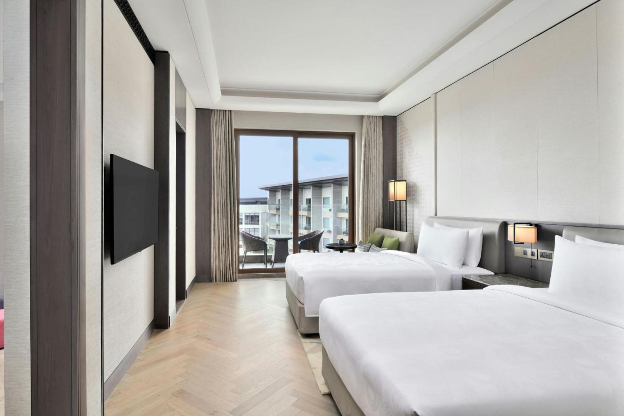Jw Marriott Hotel Bengaluru Prestige Golfshire Resort & Spa Avati Extérieur photo